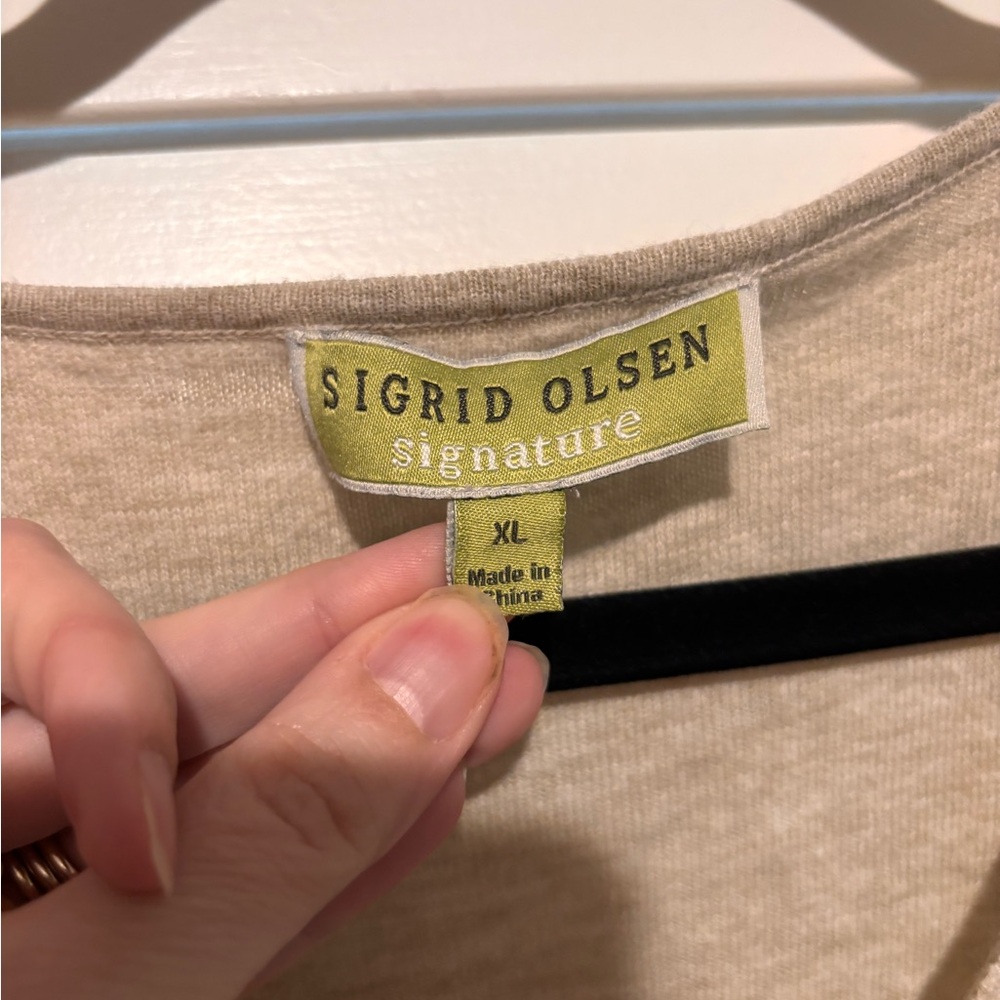 Sigrid Olsen Sleeveless V-Neck Tank in Light Taupe - Picture 2 of 4